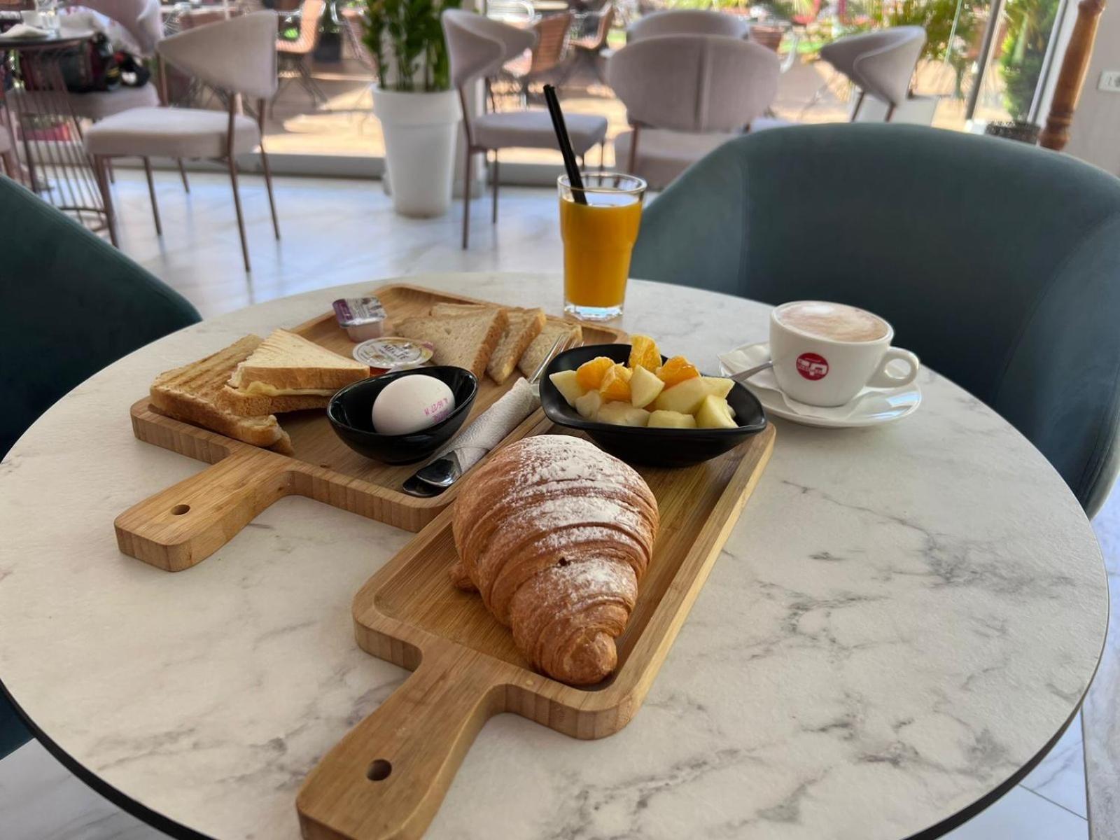 Bizant Boutique & Coffee,bar Durrës